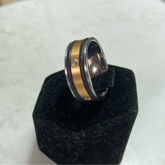 Titanium band 14GP centre band with 5 CZ stones  Black Leather Ridged inlay Sz 9 - Picture 3 of 7